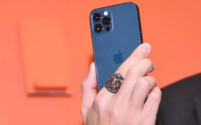 桓仁苹果手机维修分享iPhone12系列重启方法教程 